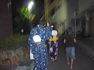 お土産持って。。。