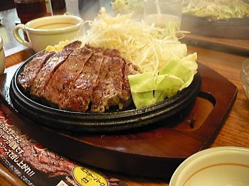ガッツリ食べて満足♪ ガッツリ食べて満足♪