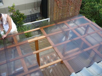 ついに屋根部分を・・・ ついに屋根部分を・・・
