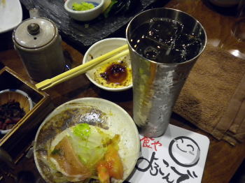 く、くるしい・・・！( ＞Д＜；)