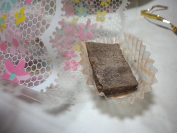 実験台チョコ