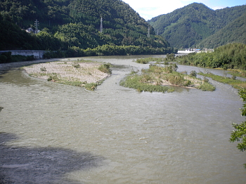 高梁川上流・・・