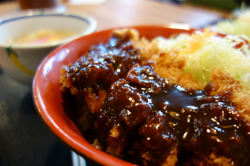 味噌カツ丼ランチ＆唐揚げ定食！