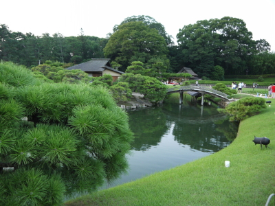 日本三名园のひとつですね.